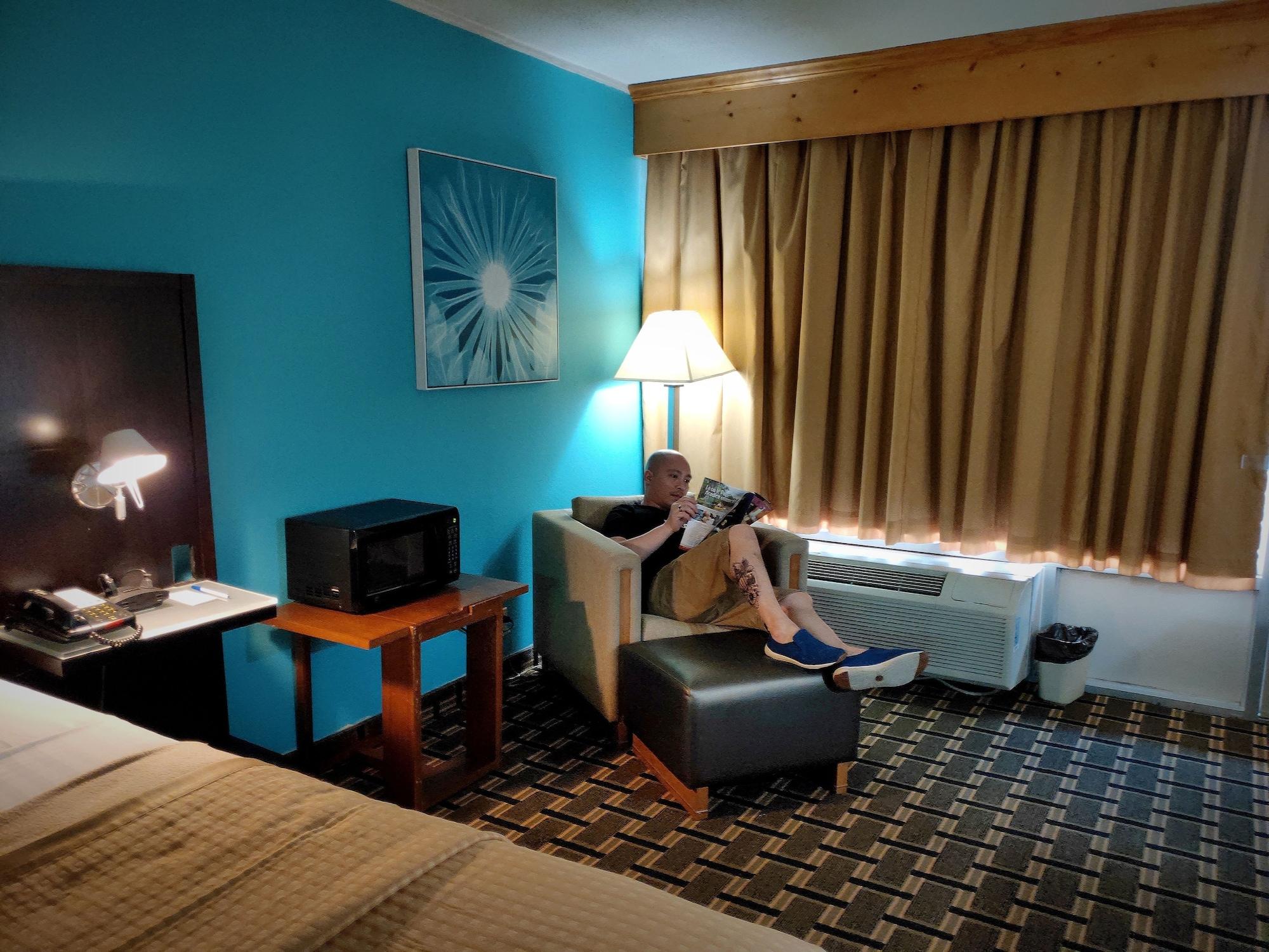 Discovery Inn Лафаєт Екстер'єр фото
