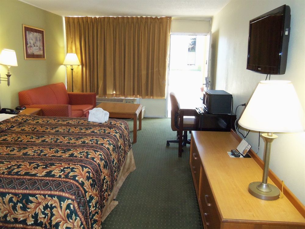 Discovery Inn Лафаєт Екстер'єр фото
