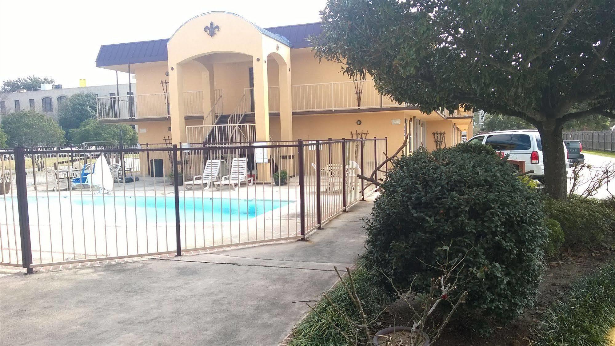 Discovery Inn Лафаєт Екстер'єр фото