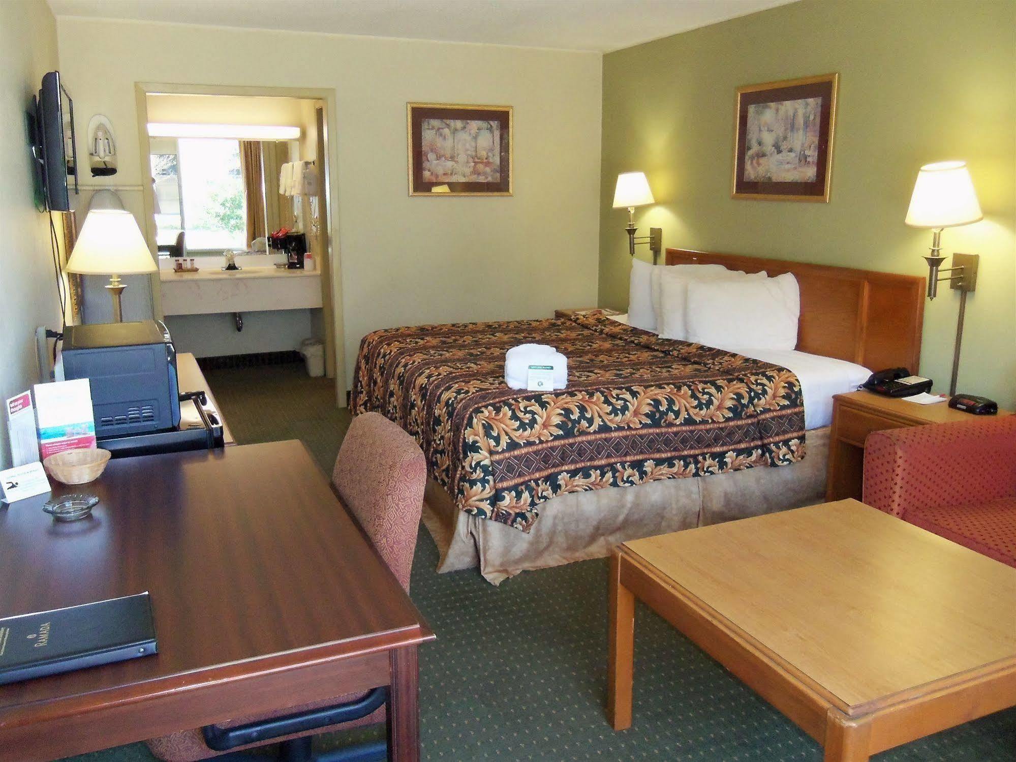 Discovery Inn Лафаєт Екстер'єр фото